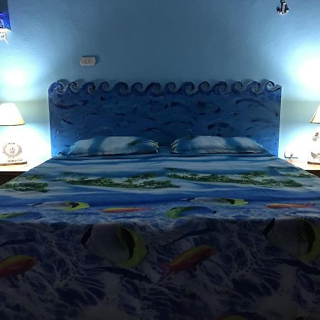 Acquamarina B&B La Maddalena  Екстер'єр фото