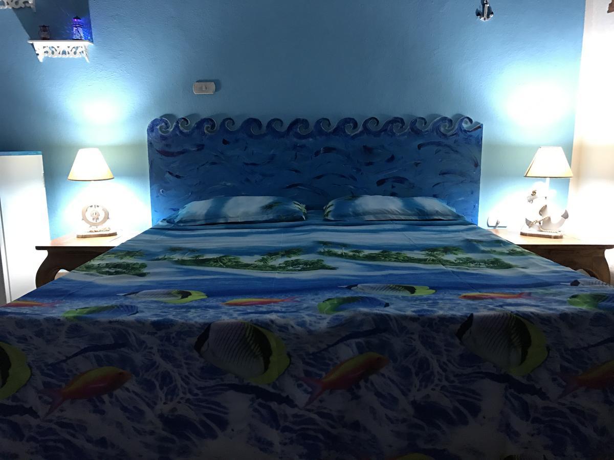 Acquamarina B&B La Maddalena  Екстер'єр фото