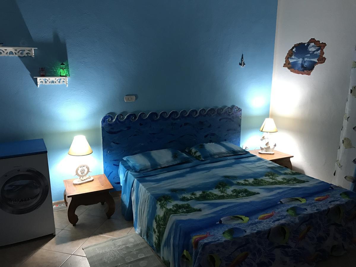 Acquamarina B&B La Maddalena  Екстер'єр фото