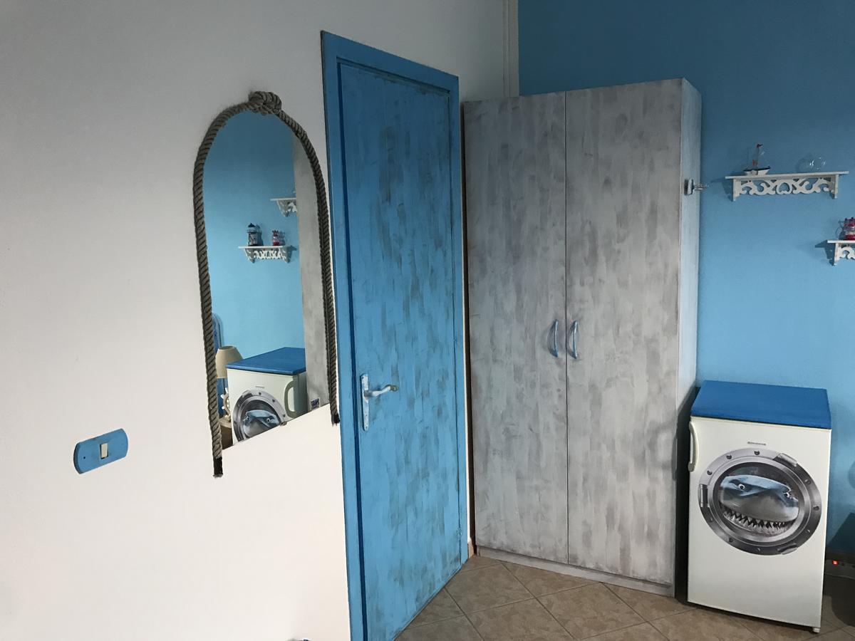 Acquamarina B&B La Maddalena  Екстер'єр фото