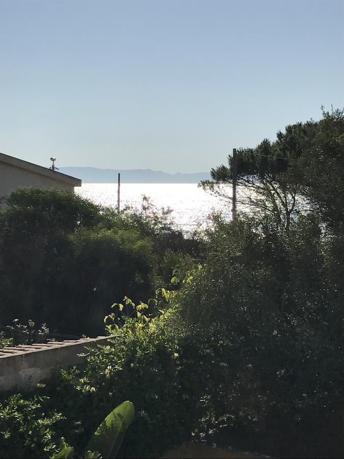 Acquamarina B&B La Maddalena  Екстер'єр фото
